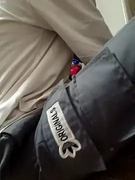 hotvarunrita online show from 12-14-25, 08:41