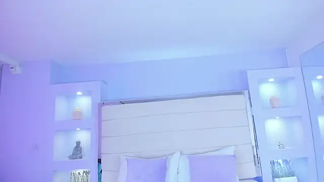 Snapshot of JessyEvans chatting on 01-18-25, 02:25 JessyEvans online show from 01-18-25, 02:25