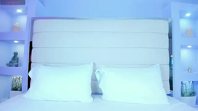 Snapshot of JessyEvans chatting on 02-10-25, 07:38 JessyEvans online show from 02-10-25, 07:38