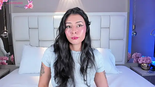 Snapshot of JessyEvans chatting on 09-18-25, 07:05 JessyEvans online show from 09-18-25, 07:05