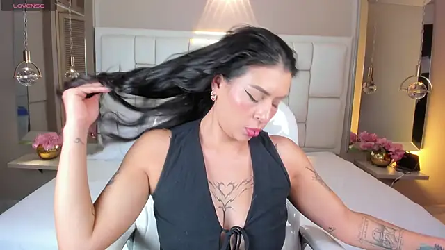 JessyEvans online show from 12-16-25, 07:30