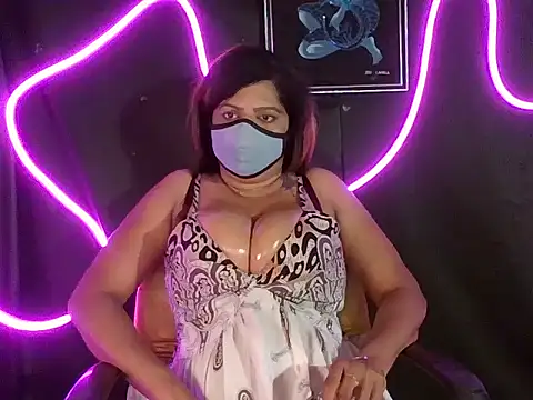 Snapshot of Addy_Xl chatting on 02-12-25, 08:40 Addy Xl online show from 02-12-25, 08:40