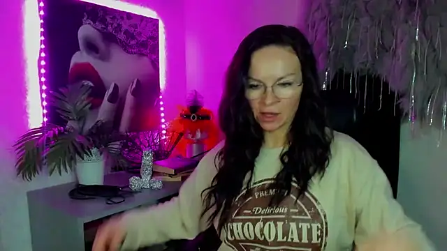 HelenLuxx online show from 02-21-26, 07:20