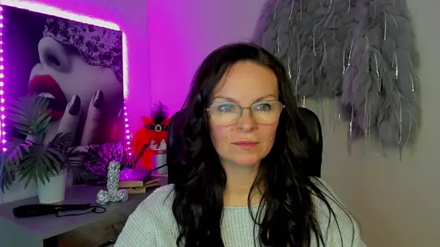 HelenLuxx online show from 03-03-26, 04:13