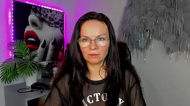 HelenLuxx online show from 03-16-26, 02:54