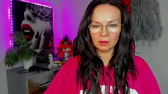 HelenLuxx online show from 03-17-26, 03:48