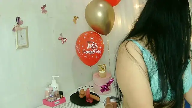 Snapshot of keterinjones--11 chatting on 09-11-25, 09:48 keterinjones--11 online show from 09-11-25, 09:48