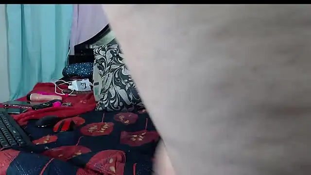 Snapshot of Karina_Molina chatting on 02-11-25, 09:03 Karina Molina online show from 02-11-25, 09:03