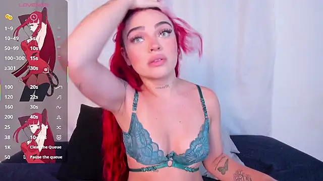 Snapshot of NicoleRouss chatting on 02-26-25, 04:25 NicoleRouss online show from 02-26-25, 04:25