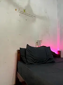 Snapshot of Angel_Zaara chatting on 11-17-25, 03:40 Angel Zaara online show from 11-17-25, 03:40