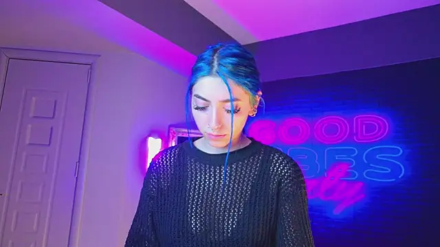 AriaVoss online show from 12-12-24, 09:04