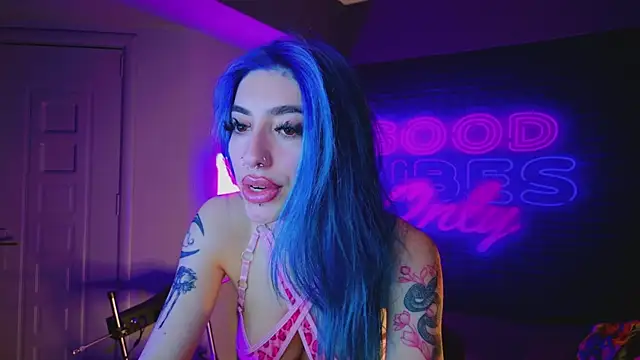 AriaVoss online show from 01-15-25, 12:41