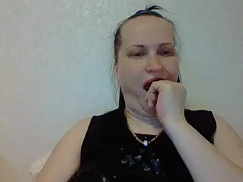 Snapshot of _squirty_cum_lady_ chatting on 02-20-25, 07:52 squirty cum lady online show from 02-20-25, 07:52