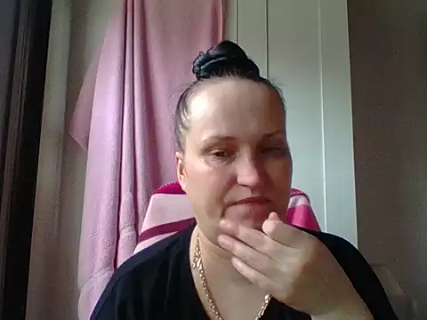 Snapshot of _squirty_cum_lady_ chatting on 02-21-25, 12:50 squirty cum lady online show from 02-21-25, 12:50