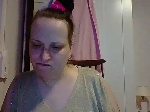 Snapshot of _squirty_cum_lady_ chatting on 02-25-25, 04:42 squirty cum lady online show from 02-25-25, 04:42