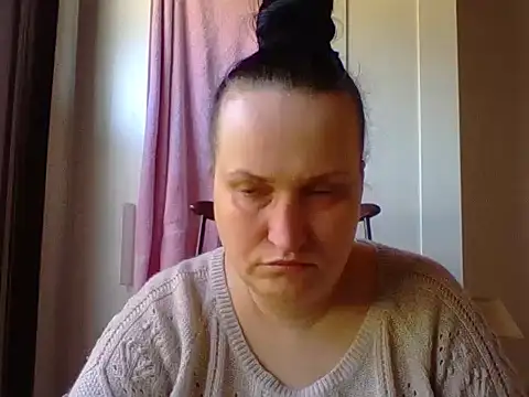 Snapshot of _squirty_cum_lady_ chatting on 03-05-25, 11:28 squirty cum lady online show from 03-05-25, 11:28