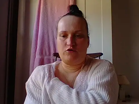 Snapshot of _squirty_cum_lady_ chatting on 03-10-25, 10:37 squirty cum lady online show from 03-10-25, 10:37