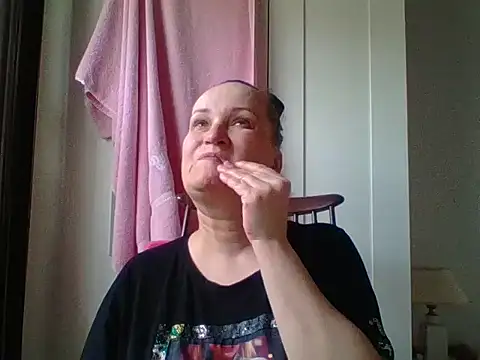 Snapshot of _squirty_cum_lady_ chatting on 03-13-25, 07:42 squirty cum lady online show from 03-13-25, 07:42