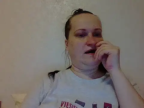 Snapshot of _squirty_cum_lady_ chatting on 03-14-25, 07:23 squirty cum lady online show from 03-14-25, 07:23