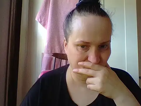 Snapshot of _squirty_cum_lady_ chatting on 03-17-25, 10:17 squirty cum lady online show from 03-17-25, 10:17