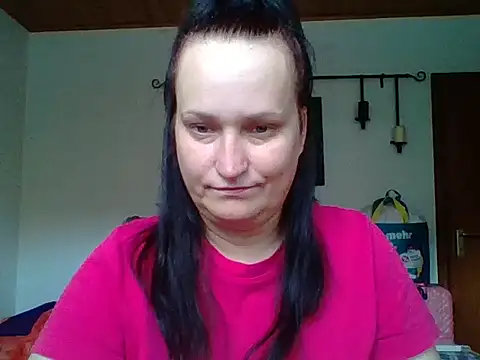 Snapshot of _squirty_cum_lady_ chatting on 09-20-25, 07:09 squirty cum lady online show from 09-20-25, 07:09