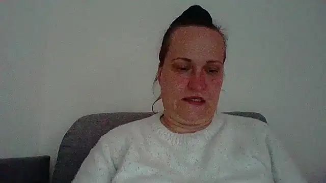 Snapshot of _squirty_cum_lady_ chatting on 09-30-25, 02:11 squirty cum lady online show from 09-30-25, 02:11