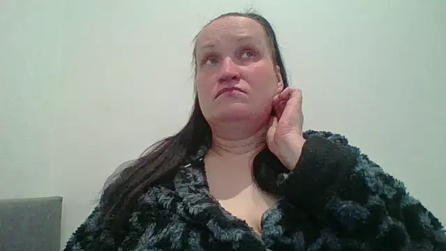 Snapshot of _squirty_cum_lady_ chatting on 10-14-25, 04:30 squirty cum lady online show from 10-14-25, 04:30