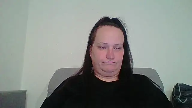 Snapshot of _squirty_cum_lady_ chatting on 10-15-25, 07:03 squirty cum lady online show from 10-15-25, 07:03