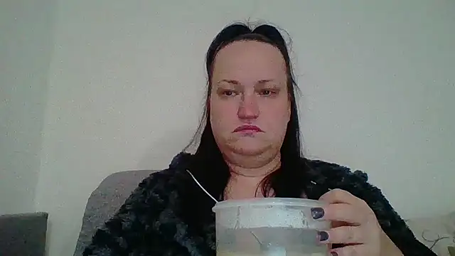 Snapshot of _squirty_cum_lady_ chatting on 10-18-25, 05:21 squirty cum lady online show from 10-18-25, 05:21