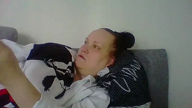 Snapshot of _squirty_cum_lady_ chatting on 11-23-25, 06:57 squirty cum lady online show from 11-23-25, 06:57