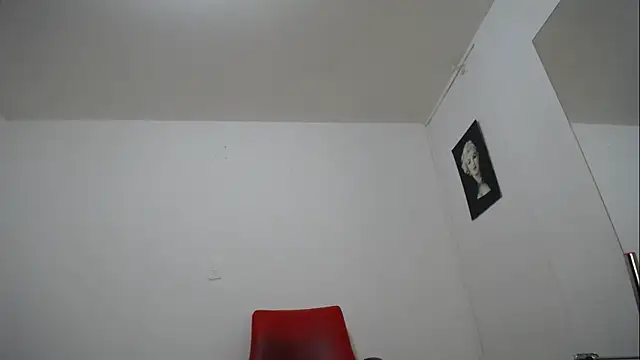 Amelia Debora Antonella online show from 09-12-25, 12:38