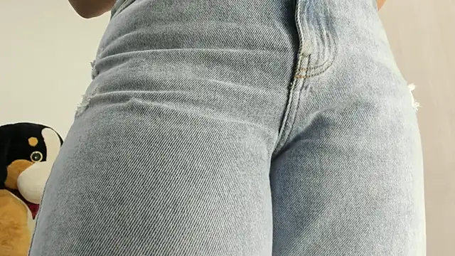 Amelia Debora Antonella online show from 01-14-26, 01:17