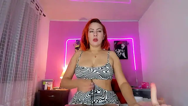 Niki Fox111 online show from 03-11-25, 01:01