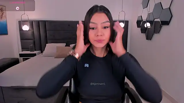 Snapshot of AllyJensen chatting on 05-12-26, 10:34 AllyJensen online show from 05-12-26, 10:34
