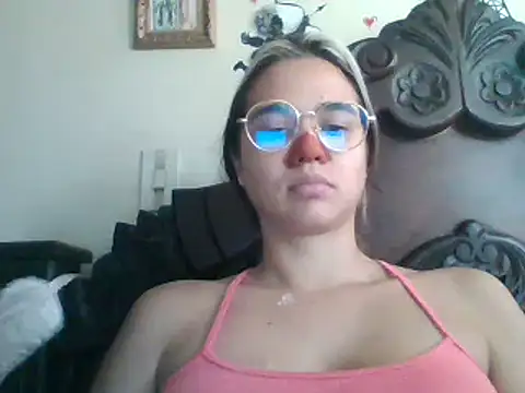 trianabell online show from 03-16-25, 04:56