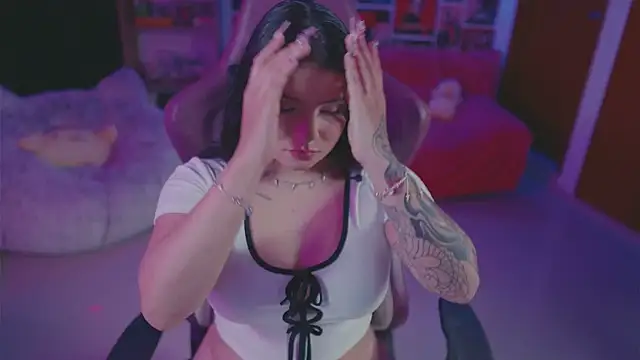 sensualkattt online show from 11-24-25, 01:49