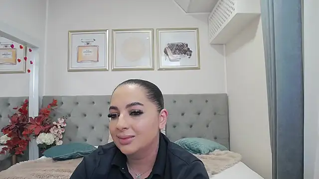 Snapshot of BustyAllyy chatting on 05-11-26, 04:37 BustyAllyy online show from 05-11-26, 04:37
