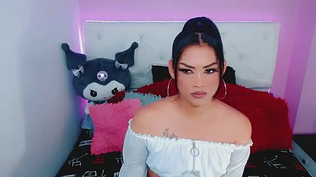 Snapshot of Amanda_bigx chatting on 10-31-25, 04:24 Amanda bigx online show from 10-31-25, 04:24