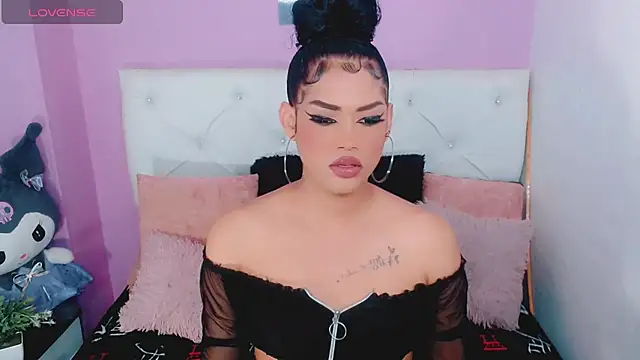 Snapshot of Amanda_bigx chatting on 12-02-25, 03:56 Amanda bigx online show from 12-02-25, 03:56