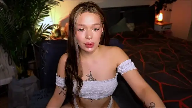 Snapshot of Lily_Yin chatting on 03-15-25, 05:41 Lily Yin online show from 03-15-25, 05:41