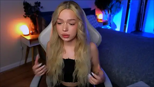 Lily Yin online show from 04-25-26, 05:43