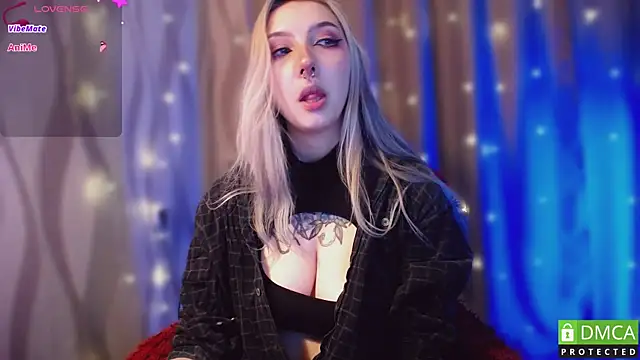 JustMeowGirl online show from 02-21-25, 09:56