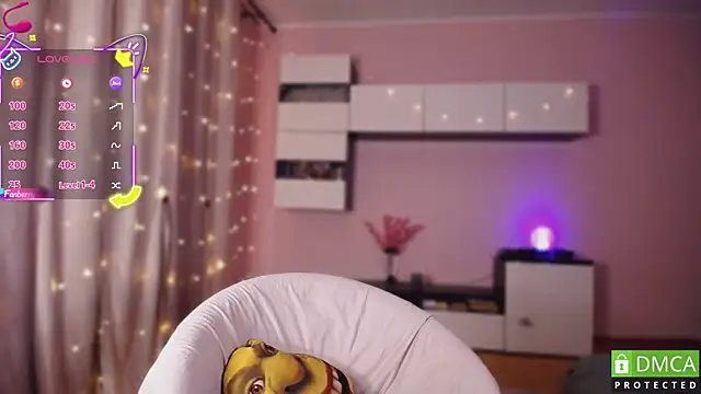 JustMeowGirl online show from 10-08-25, 03:59