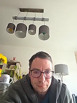 Schnubby1 online show from 02-28-26, 10:27