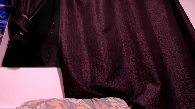 Snapshot of gavi_19cm chatting on 11-05-25, 03:39 gavi 19cm online show from 11-05-25, 03:39