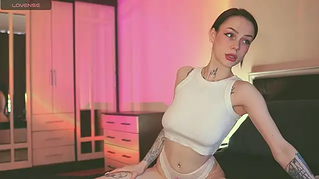 Polusladkoye online show from 03-04-25, 01:49