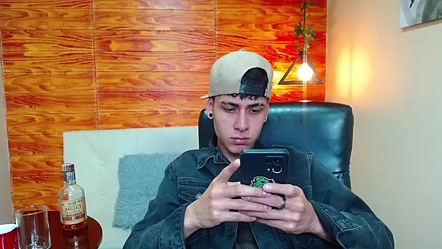 Bastiaan 28 online show from 12-04-24, 03:15