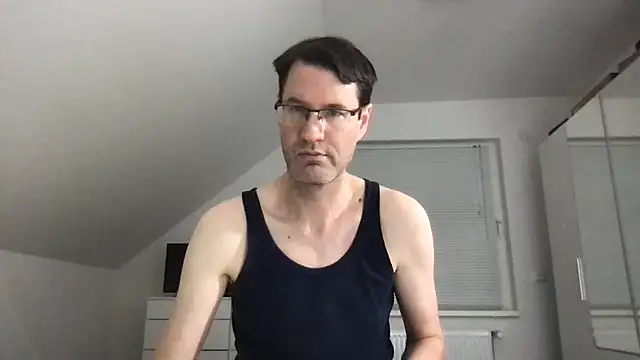 zxzx cam1 online show from 02-02-25, 05:15