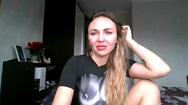 AngelinaLove28 online show from 11-27-25, 07:43