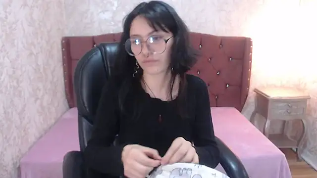 charlottemoonxz online show from 03-06-25, 05:33